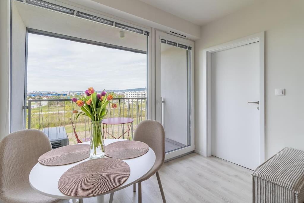 Cozy Apartment Near City Centrum And Bratislava Airport Exterior photo